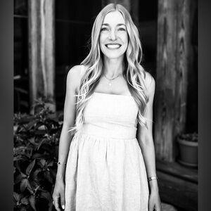 Meet your Posher, Leslie